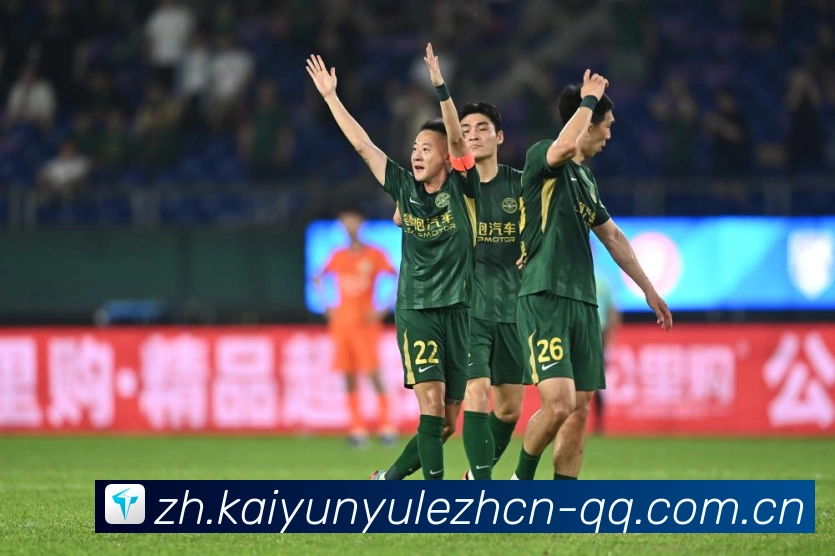 北京发展三力克广东双小外闪耀曾周琦攻守称王徐杰外援表现低迷专题观察:最新赛事动态与深度分析 北京发展三力克广东双小外闪耀曾周琦攻守称王徐杰外援表现低迷专题观察:最新赛事动态与深度分析